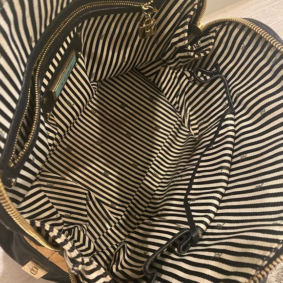 Gwen Stefani L.A.M.B. Luxury Bag - Picture 5 of 16